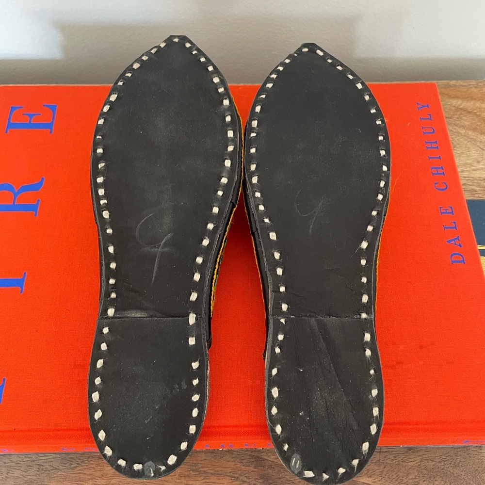 Indian Slipper - Picture 3 of 3